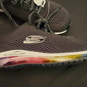 Women's Skech-Air By Skechers (NEW)